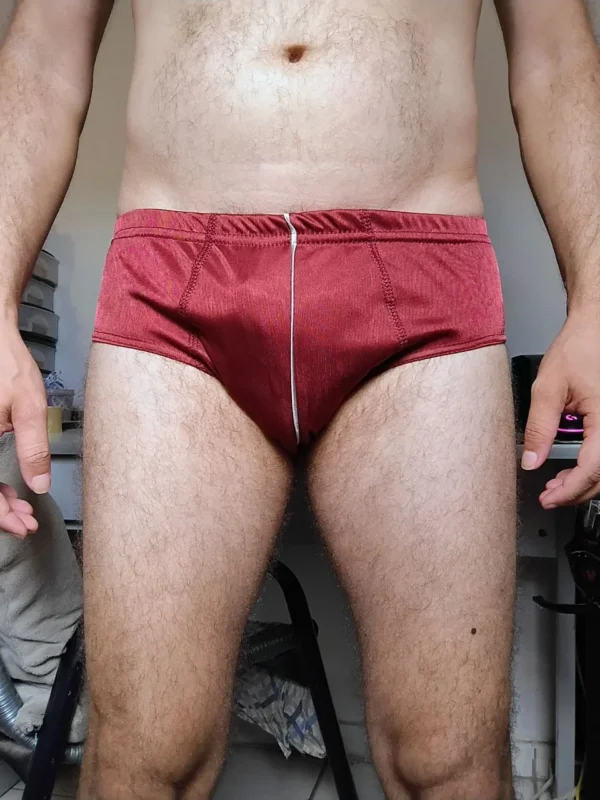 Cueca Slip Vermelha M Games